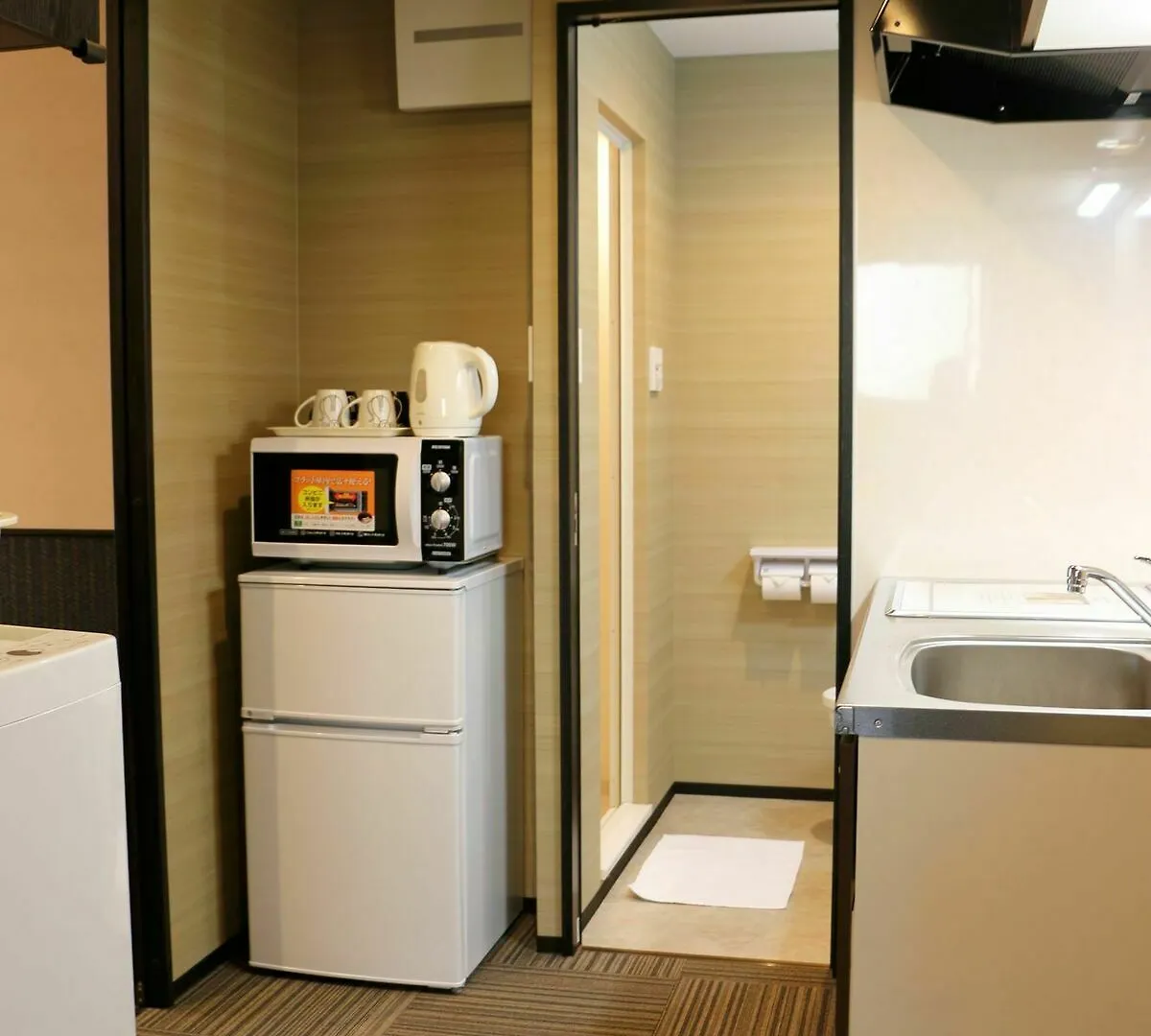 Oyo Japan Hotels Gojo-Muromachi Kyoto