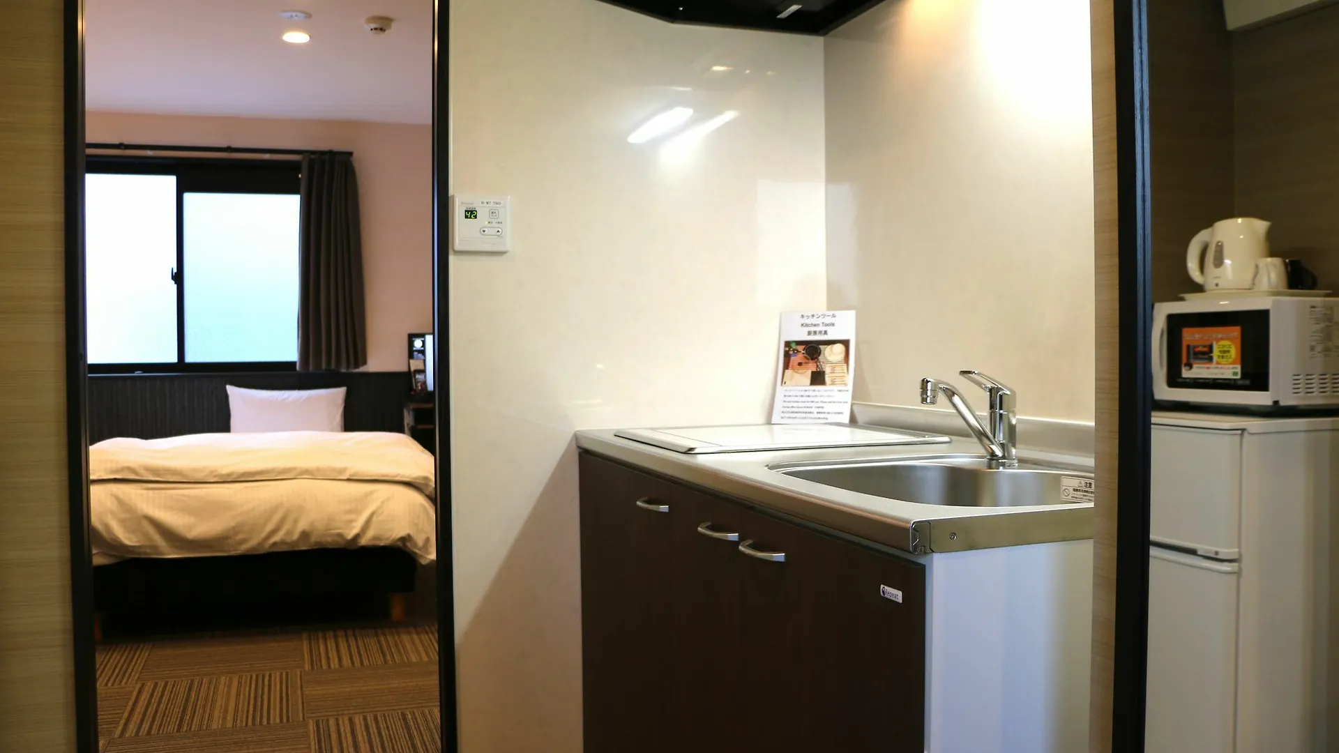 Oyo Japan Hotels Gojo-Muromachi Kyoto